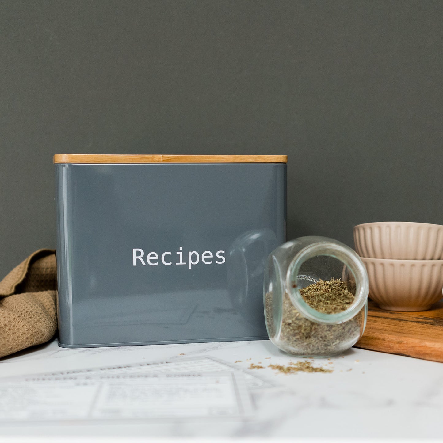 Recipe Card Tin (Dividers Included)