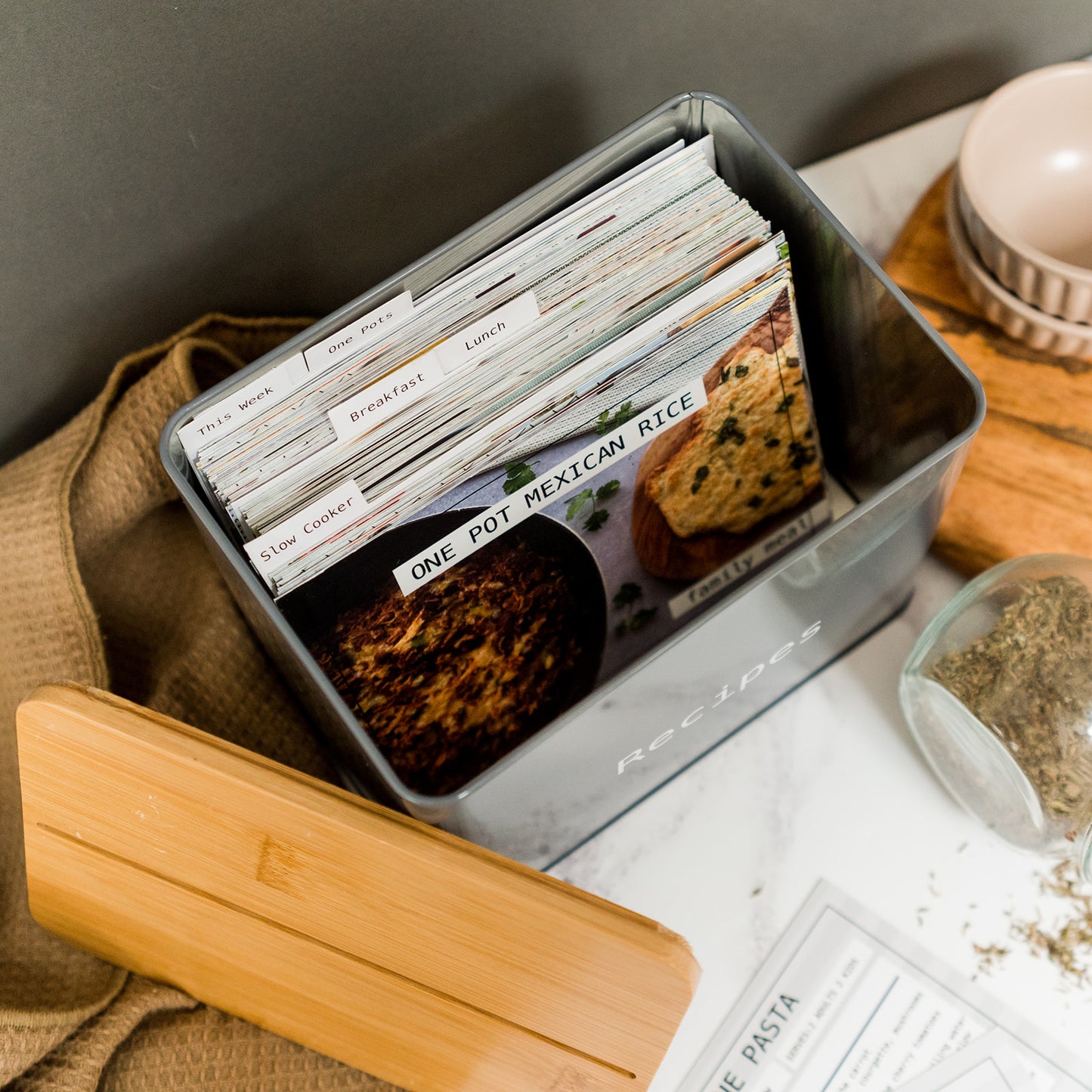 Recipe Card Tin (Dividers Included)