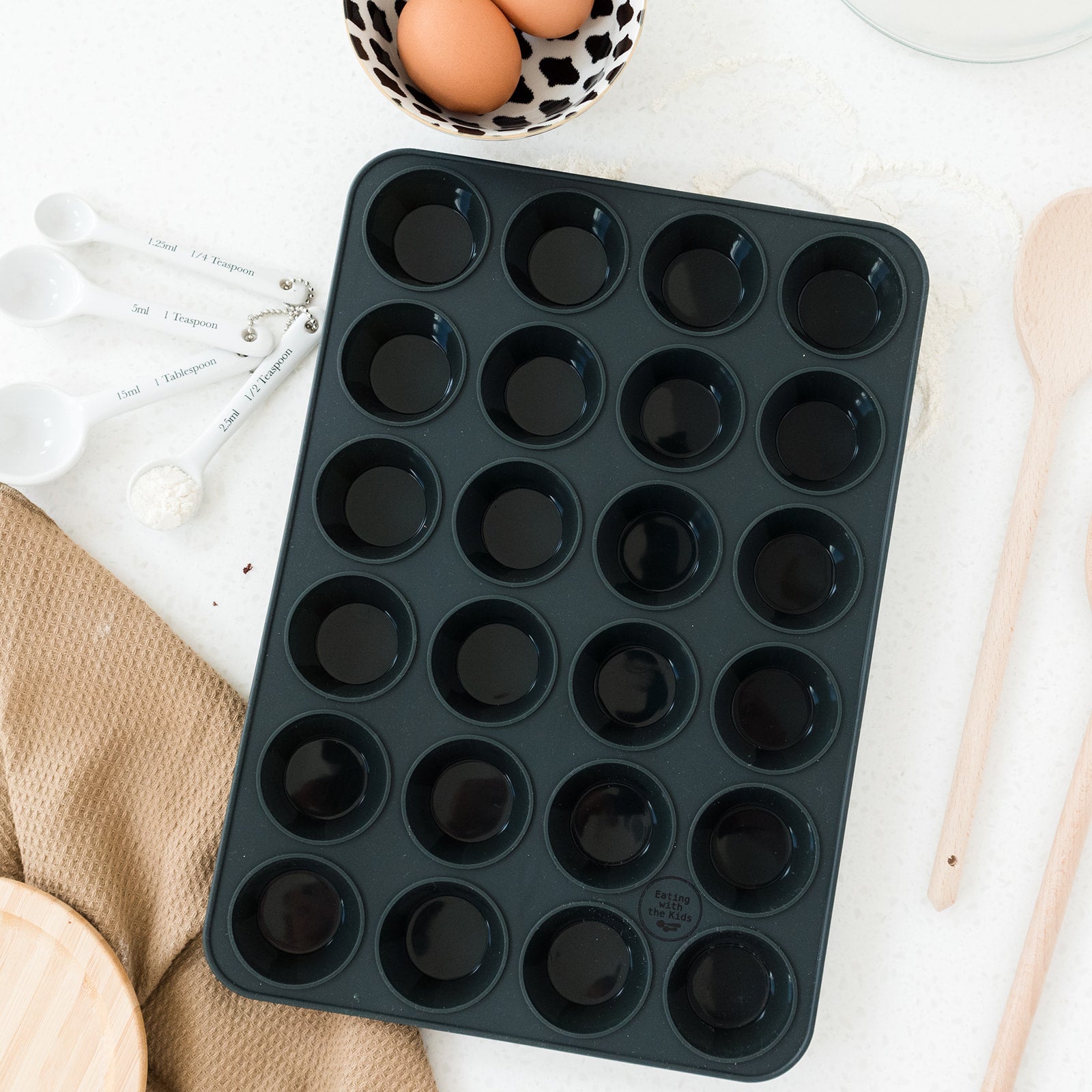 Silicone Mini Muffin Tray – Eating with the Kids